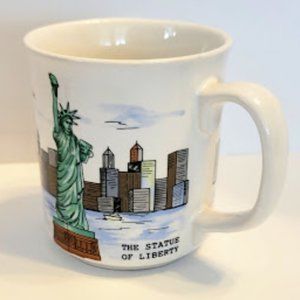 VINTAGE NEW YORK "THE STATUE OF LIBERTY" COFFEE MUG